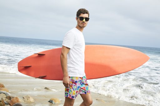 VILEBREQUIN VE GENÇ SANATÇI ALEX ISRAEL MÜKEMMEL SÖRF DALGASINDA BİR ARAYA GELDİ!